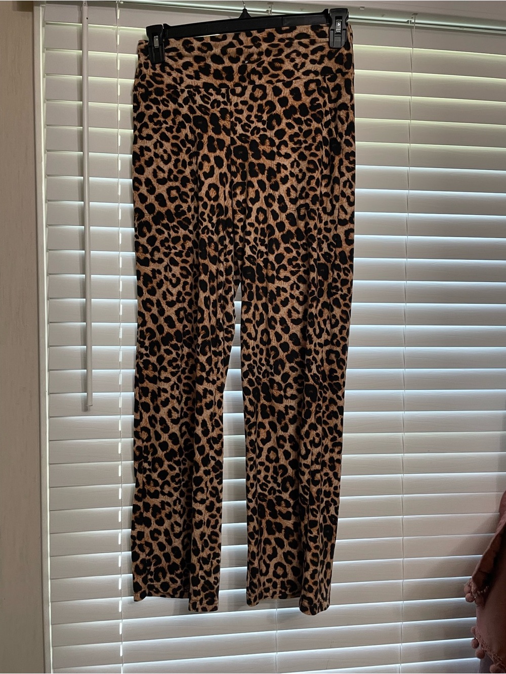 Leopard Print Leggings - Tan and Black size small